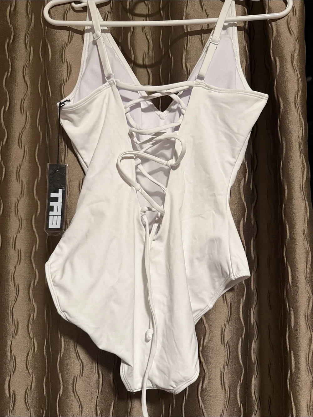 TA3 White FLAW  Plungey Medium Short V-Neck One-Piece Swimsuit NEW